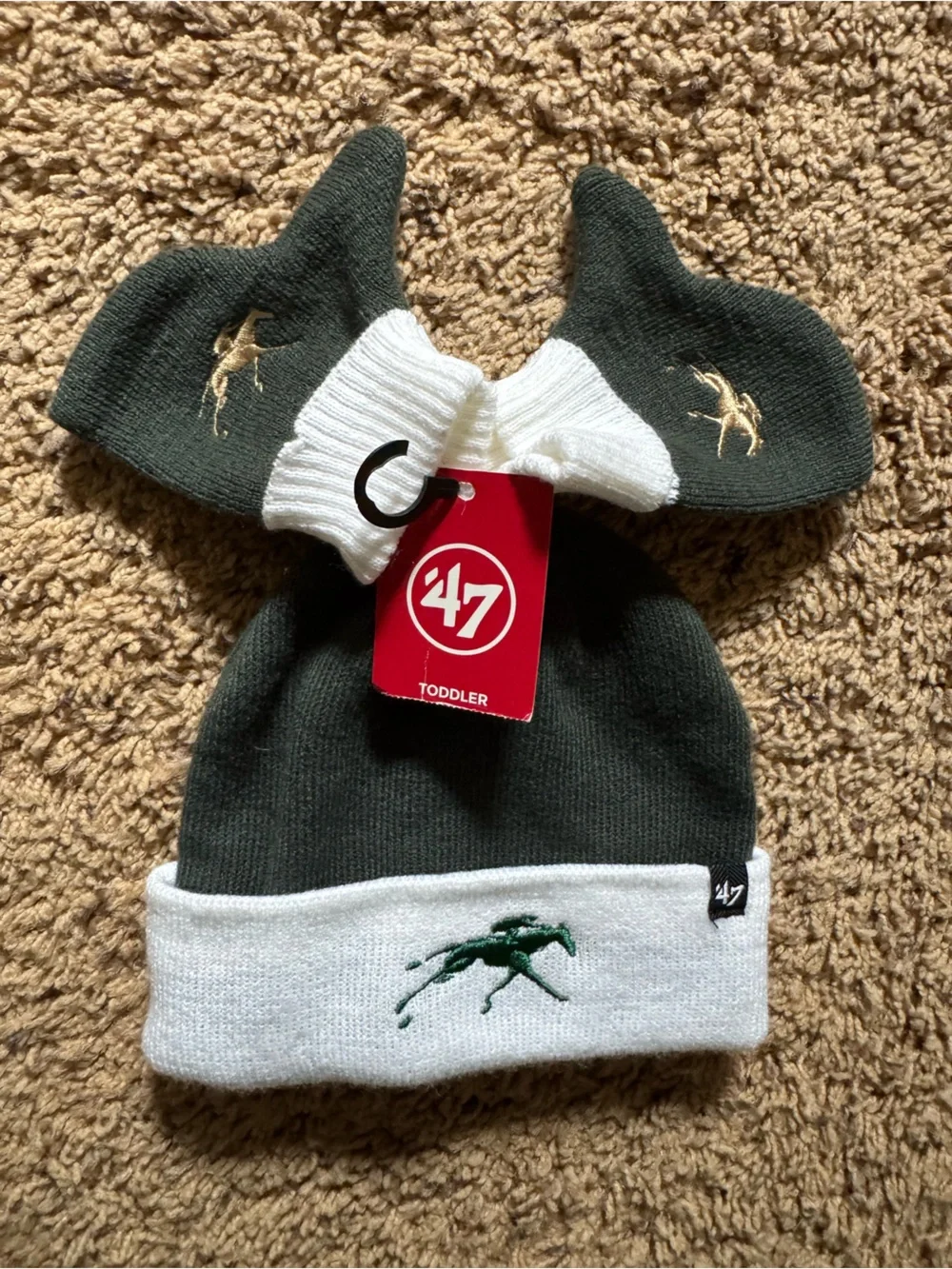 Toddler hat and mitten set